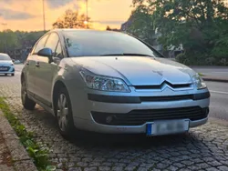 Grau Gebraucht 2006 Citroën C4 Kleinwagen | 3.100 €