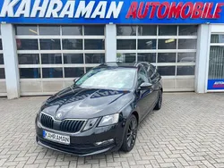 Schwarz Gebraucht 2018 Skoda Octavia Ambition Kombi | 10.399 € (Fairer Preis)