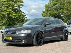 Schwarz Gebraucht 2004 Audi A3 Coupé | 7.950 €