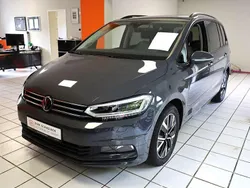 Grau Gebraucht 2023 VW Touran Comfortline Van / Kleinbus | 32.980 € (Etwas zu teuer)