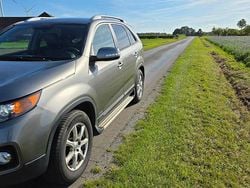 Grau Gebraucht 2010 Kia Sorento SUV | 6.750 € (Guter Preis)