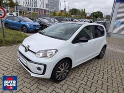 Weiß Gebraucht 2020 VW up! Style Kleinwagen | 9.789 € (Etwas zu teuer)