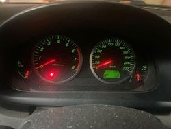 Gold Gebraucht 2002 Mazda 2 Exclusive Limousine | 700 € (Guter Preis)