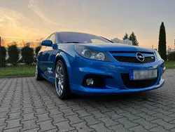 Blau Gebraucht 2006 Opel Vectra OPC Limousine | 10.900 €