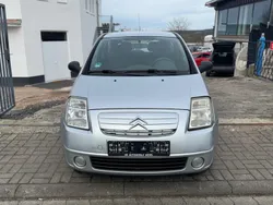 Silber Gebraucht 2007 Citroën C2 Kleinwagen | 1.999 € (Etwas zu teuer)