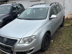 Silber Gebraucht 2010 VW Passat Kombi | 2.300 € (Guter Preis)