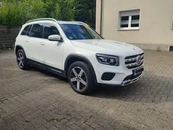 Weiß Gebraucht 2022 Mercedes GLB180 SUV | 31.990 €