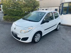 Weiß Gebraucht 2009 Renault Twingo Kleinwagen | 1.999 € (Fairer Preis)