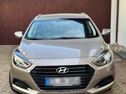 Beige Gebraucht 2017 Hyundai i40 Classic Kombi | 9.600 € (Guter Preis)