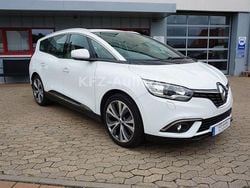 Weiß Gebraucht 2017 Renault Grand Scénic IV Van / Kleinbus | 12.990 € (Fairer Preis)