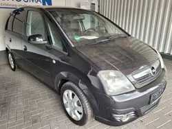Schwarz Gebraucht 2009 Opel Meriva Innovation Van / Kleinbus | 3.700 € (Fairer Preis)
