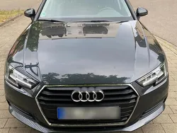 Grau Gebraucht 2018 Audi A4 Limousine | 17.700 € (Guter Preis)
