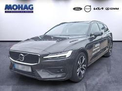 Grau Gebraucht 2024 Volvo V60 Core Kombi | 40.890 € (Fairer Preis)