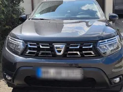 Grau Gebraucht 2021 Dacia Duster Prestige SUV | 13.700 € (Guter Preis)