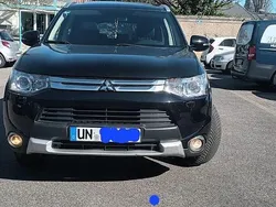 Schwarz Gebraucht 2014 Mitsubishi Outlander Invite SUV | 11.500 € (Teuer)