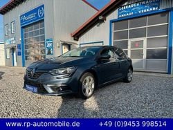 Grau Gebraucht 2016 Renault Mégane IV Intens Limousine | 9.900 € (Guter Preis)
