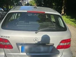 Silber Gebraucht 2007 Mercedes B200 Van / Kleinbus | 2.222 € (Guter Preis)