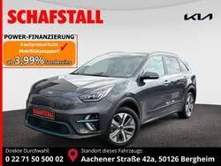 Grau (glittergrau met. 3d) Gebraucht 2020 Kia e-Niro 3 SUV | 19.979 € (Fairer Preis)