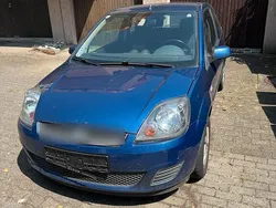 Blau Gebraucht 2008 Ford Fiesta Kleinwagen | 550 €