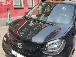 Schwarz Gebraucht 2018 Smart ForFour Passion Kleinwagen | 12.500 € (Fairer Preis)