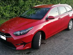 Rot Gebraucht 2023 Kia Ceed Sportswagon 4 Kombi | 21.500 € (Guter Preis)