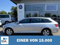 Silber metallic Gebraucht 2022 Skoda Superb Kombi | 29.980 € (Fairer Preis)