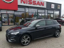 Blau Gebraucht 2022 Seat Leon FR Limousine | 30.990 € (Etwas zu teuer)