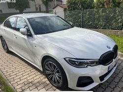 Weiß Gebraucht 2019 BMW 330e M Sport Limousine | 26.300 € (Superpreis)