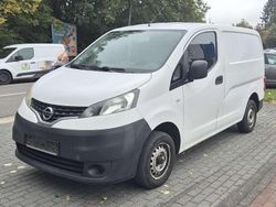 Weiß Gebraucht 2013 Nissan Evalia Comfort Van / Kleinbus | 8.900 € (Etwas zu teuer)