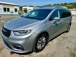 Grau Gebraucht 2021 Chrysler Pacifica SUV | 31.000 € (Guter Preis)