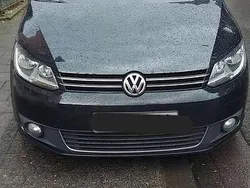 Schwarz Gebraucht 2012 VW Touran Comfortline Van / Kleinbus | 8.400 € (Fairer Preis)