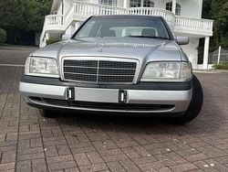 Silber Gebraucht 1996 Mercedes C180 Classic Limousine | 3.200 € (Guter Preis)