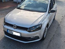 Silber Gebraucht 2015 VW Polo Trendline Kleinwagen | 7.900 € (Fairer Preis)