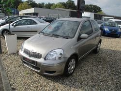 Grau Gebraucht 2005 Toyota Yaris Sol Kleinwagen | 1.999 € (Fairer Preis)