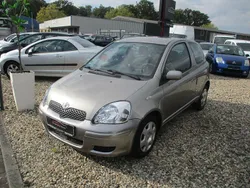 Grau Gebraucht 2005 Toyota Yaris Sol Kleinwagen | 1.999 € (Fairer Preis)