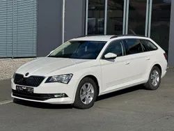 Weiß Gebraucht 2019 Skoda Superb Ambition Kombi | 12.450 € (Fairer Preis)