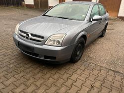 Grau Gebraucht 2004 Opel Vectra Limousine | 1.500 € (Fairer Preis)