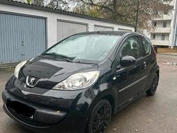Schwarz Gebraucht 2008 Peugeot 107 Kleinwagen | 3.500 € (Fairer Preis)