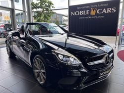 Obsidianschwarz (metallic) Gebraucht 2016 Mercedes SLC300 Cabrio | 26.690 € (Fairer Preis)