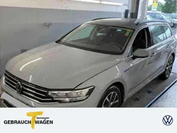 Grau Gebraucht 2022 VW Passat GTE Kombi | 25.390 € (Guter Preis)