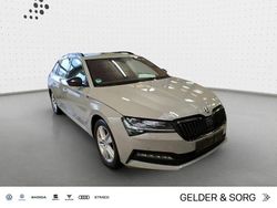 Steelgrau Gebraucht 2022 Skoda Superb SportLine Kombi | 29.990 € (Teuer)