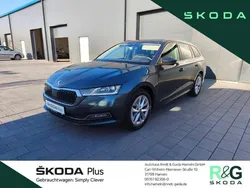 Grau Gebraucht 2021 Skoda Octavia Style Kombi | 21.690 € (Teuer)