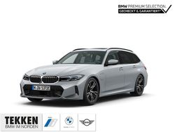 Brooklyn grau Gebraucht 2022 BMW 330e M Sport Kombi | 38.490 €