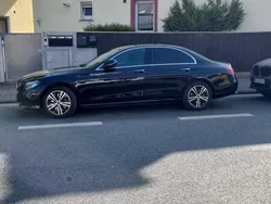 Schwarz Gebraucht 2020 Mercedes E300 Avantgarde Limousine | 33.000 € (Fairer Preis)