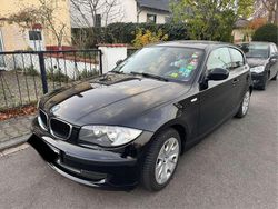 Schwarz Gebraucht 2010 BMW 116 Lifestyle Kleinwagen | 3.250 € (Fairer Preis)