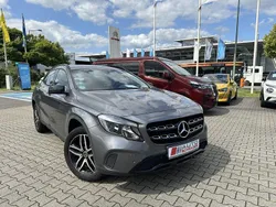 Grau Gebraucht 2019 Mercedes GLA180 Urban SUV | 21.980 € (Fairer Preis)