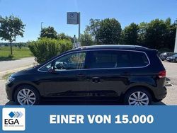 Schwarz metallic Gebraucht 2024 VW Touran Highline Van / Kleinbus | 35.180 € (Fairer Preis)