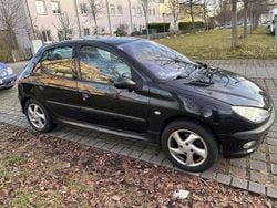Gebraucht 2003 Peugeot 206 Premium Limousine | 680 € (Guter Preis)