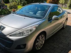 Silber Gebraucht 2013 Peugeot 207 CC Cabrio | 7.500 € (Teuer)