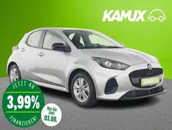 Silber Gebraucht 2024 Mazda 2 Center-Line Kleinwagen | 19.850 € (Guter Preis)